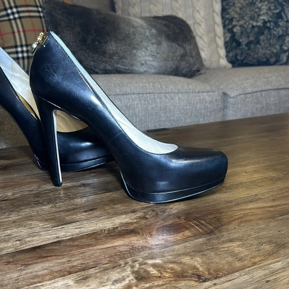 5” MK Michael Kors Designer Black Leather Hamilton 5” Pump Heels Shoes WMN 10M - Picture 4 of 16